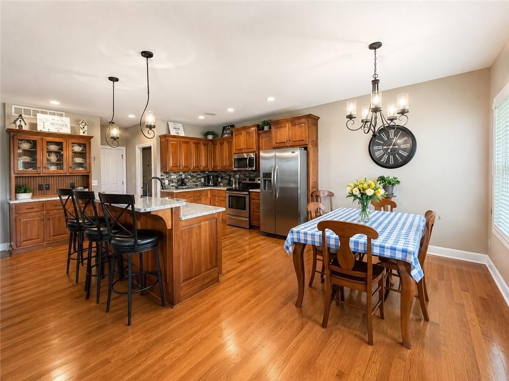 13918 Dakota Court — photo 6