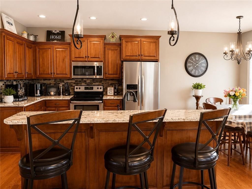 13918 Dakota Court — photo 8