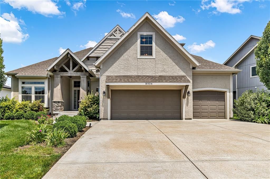 8904 W 166 Street — photo 1