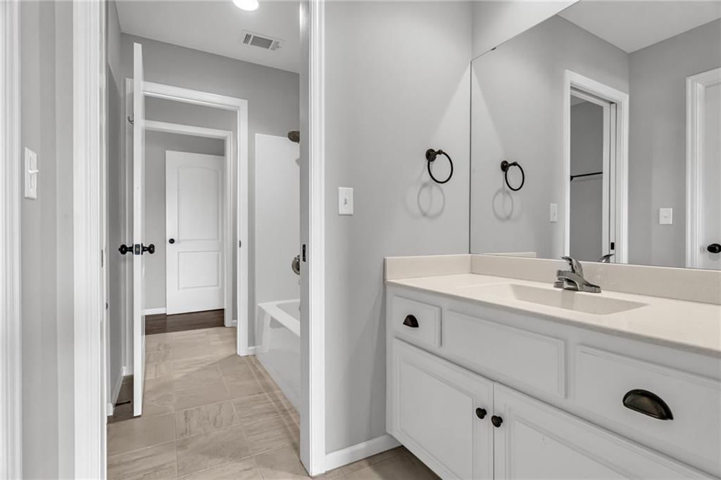 8904 W 166 Street — photo 32