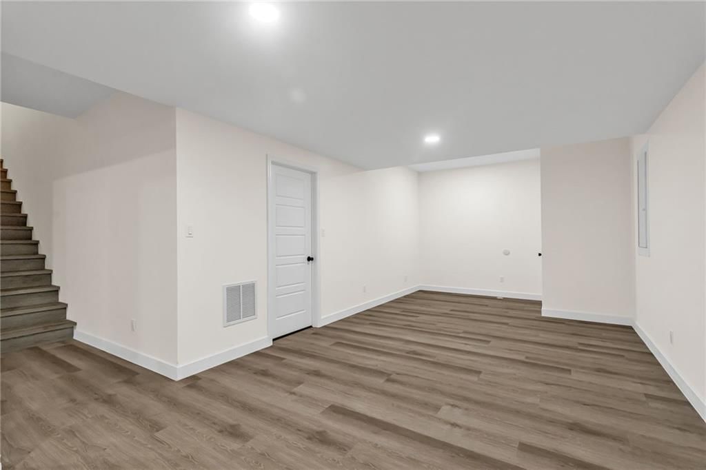 8904 W 166 Street — photo 37