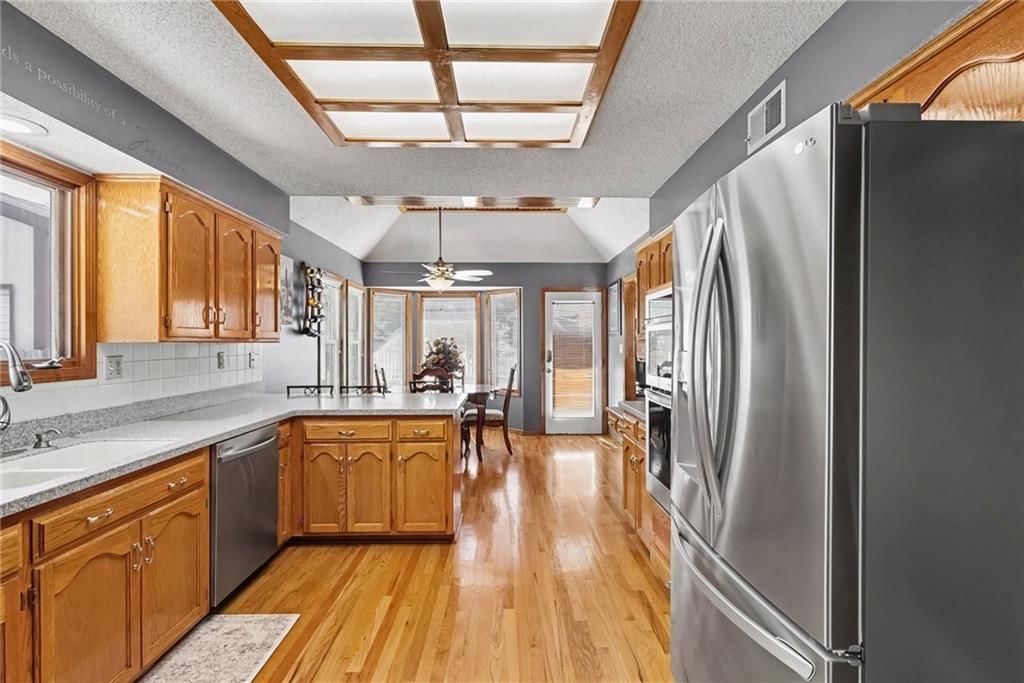 4401 SW 12th Street — photo 4