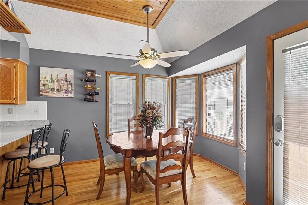4401 SW 12th Street — photo 5