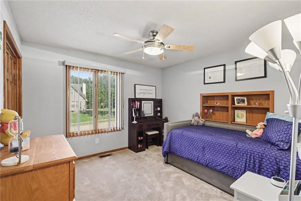 4401 SW 12th Street — photo 16