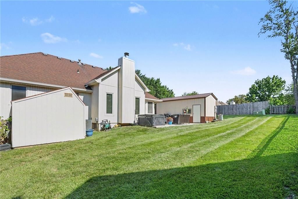 4401 SW 12th Street — photo 24