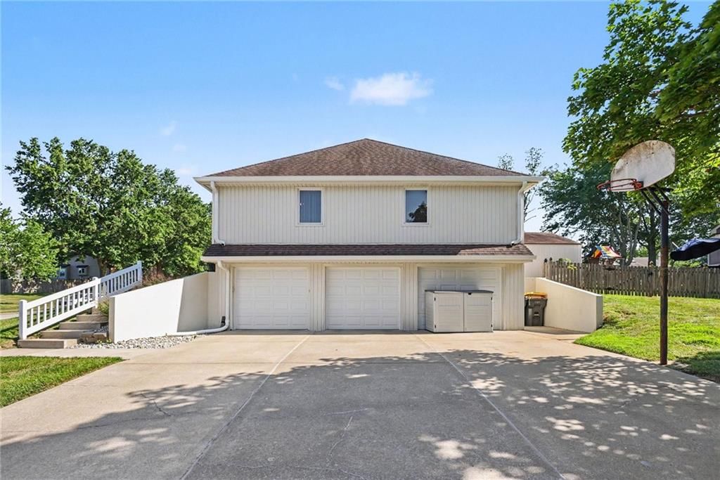 4401 SW 12th Street — photo 26
