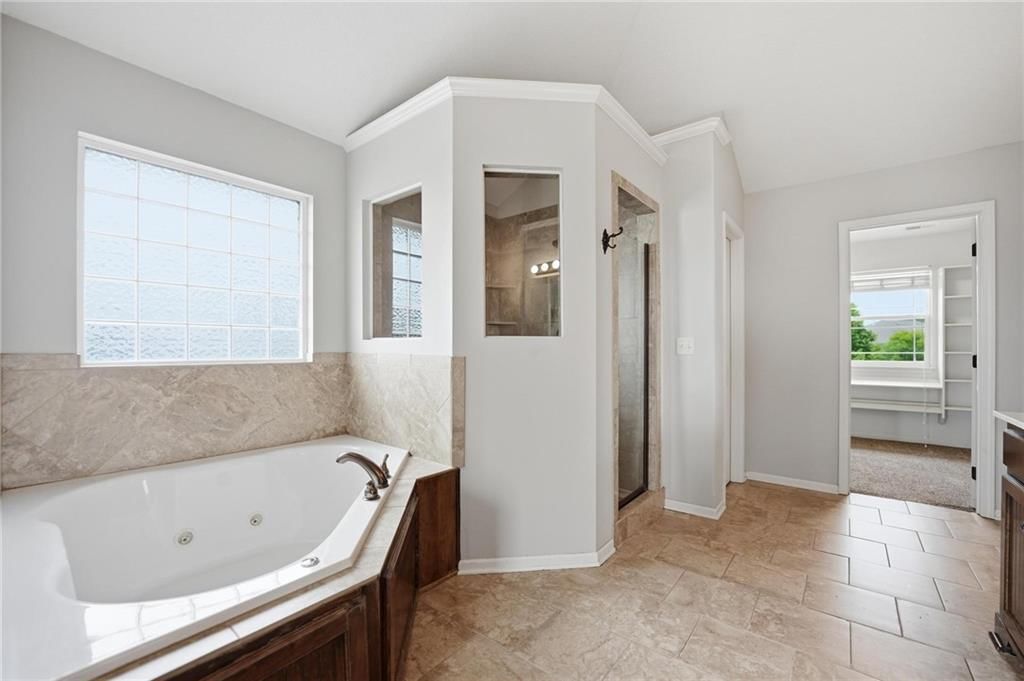 1305 NE 107th Street — photo 22