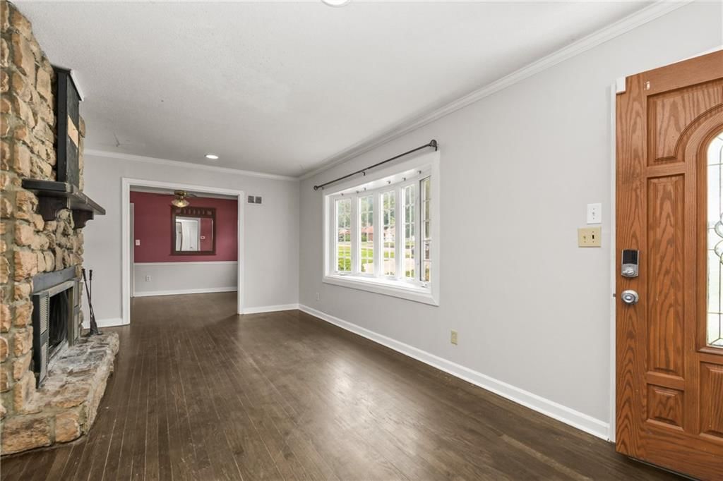 2726 S Crysler Avenue — photo 6