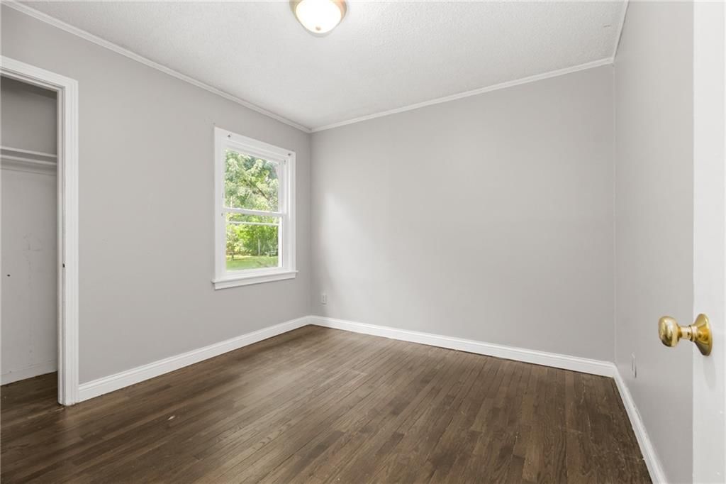 2726 S Crysler Avenue — photo 15