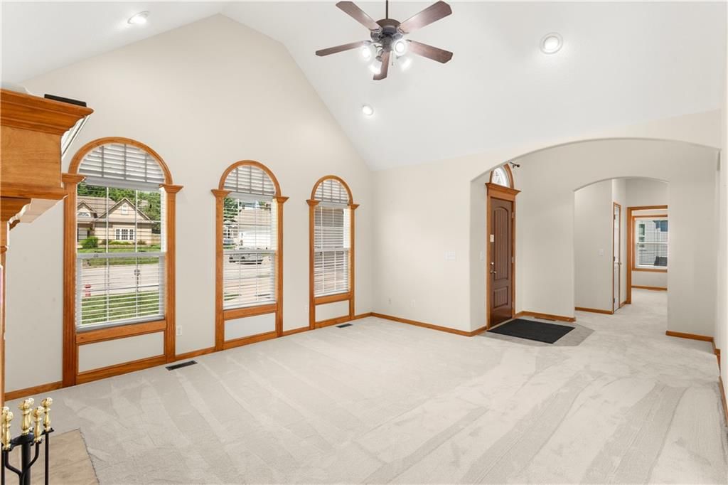 707 NW Baytree Circle — photo 11