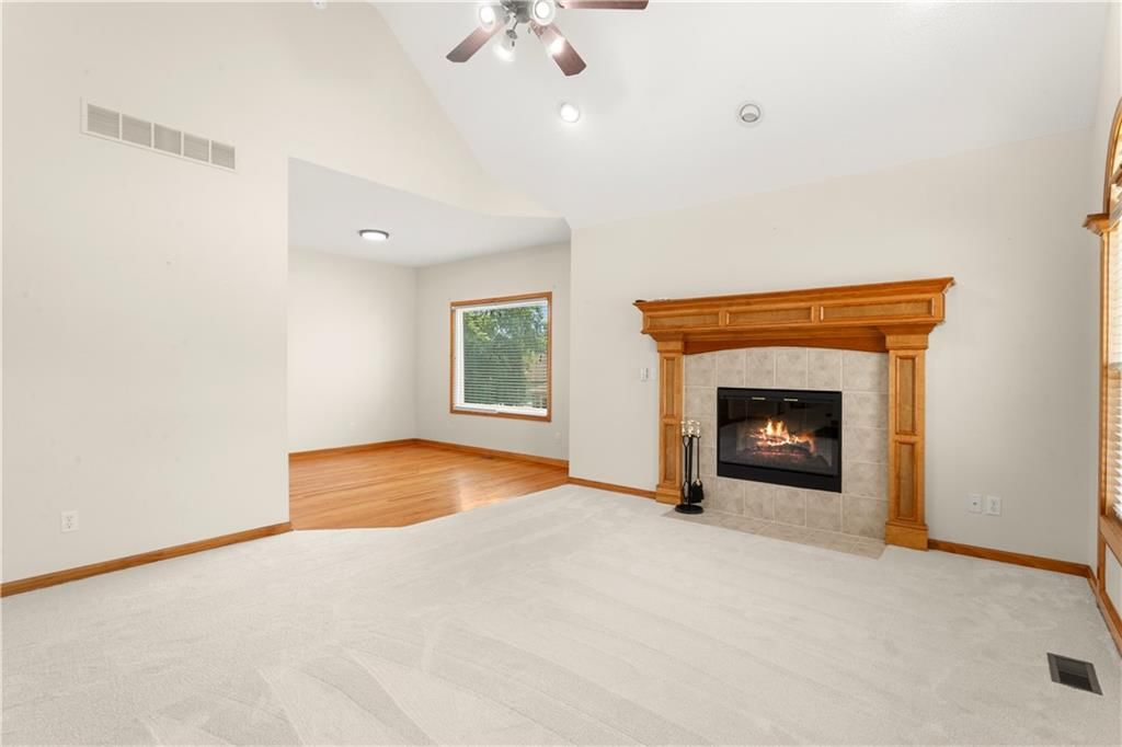 707 NW Baytree Circle — photo 14