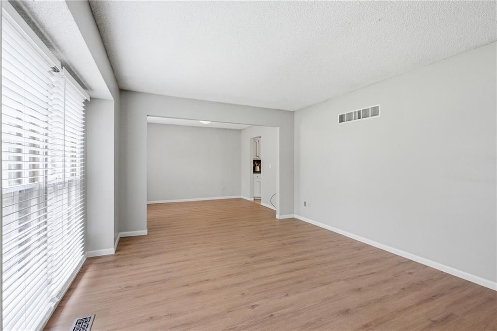 11620 Grant Drive — photo 4