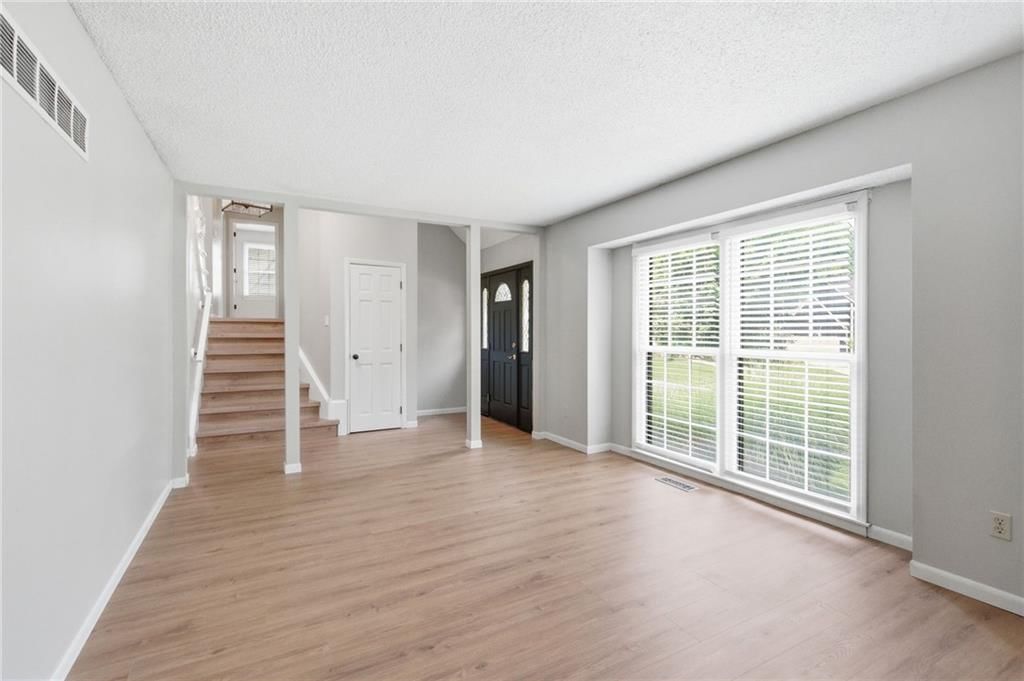 11620 Grant Drive — photo 6