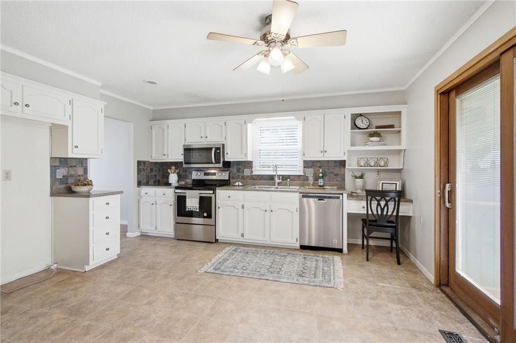 11620 Grant Drive — photo 11