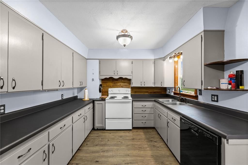4755 Cloud Terrace — photo 11