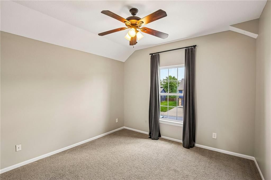 8005 NE 111th Street — photo 26