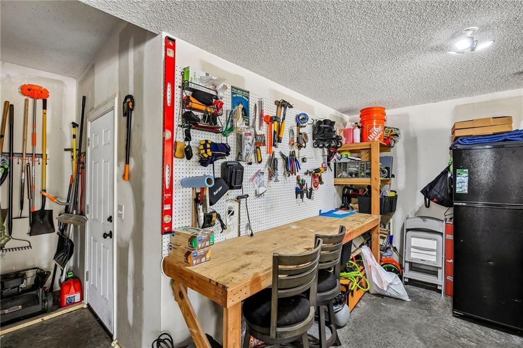 8005 NE 111th Street — photo 32