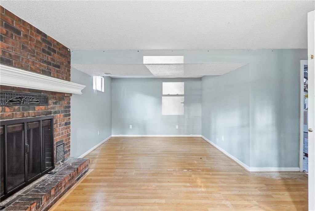 13211 Winchester Avenue — photo 2