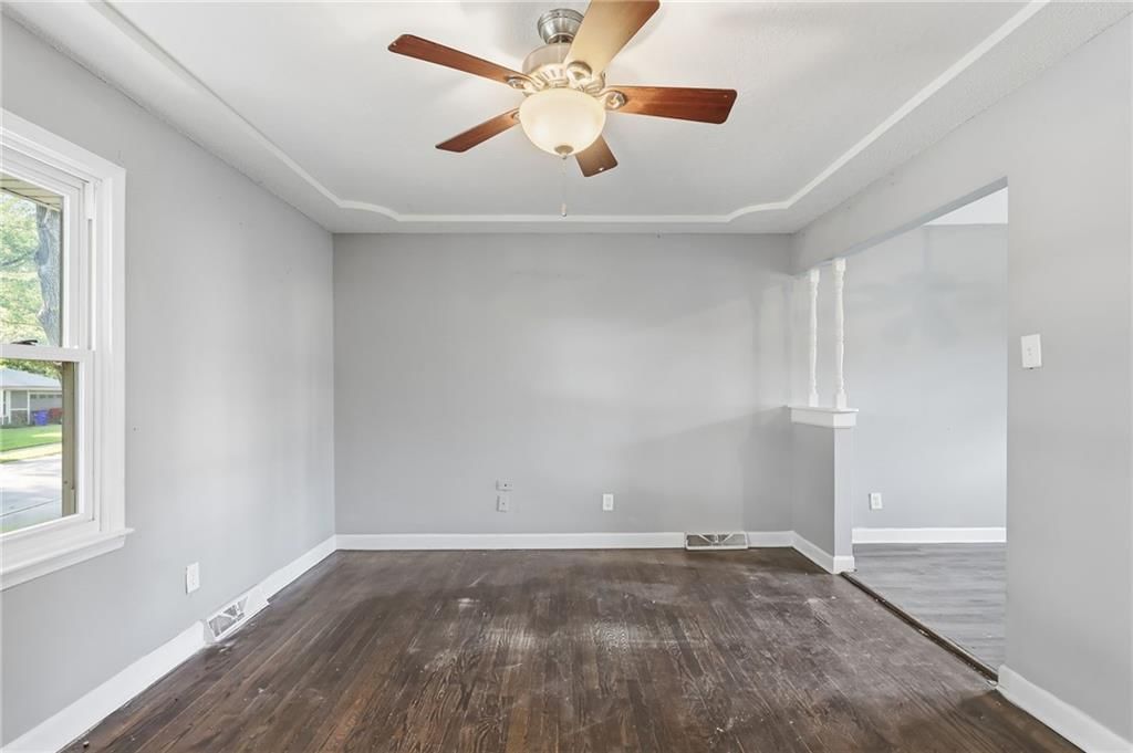13211 Winchester Avenue — photo 4