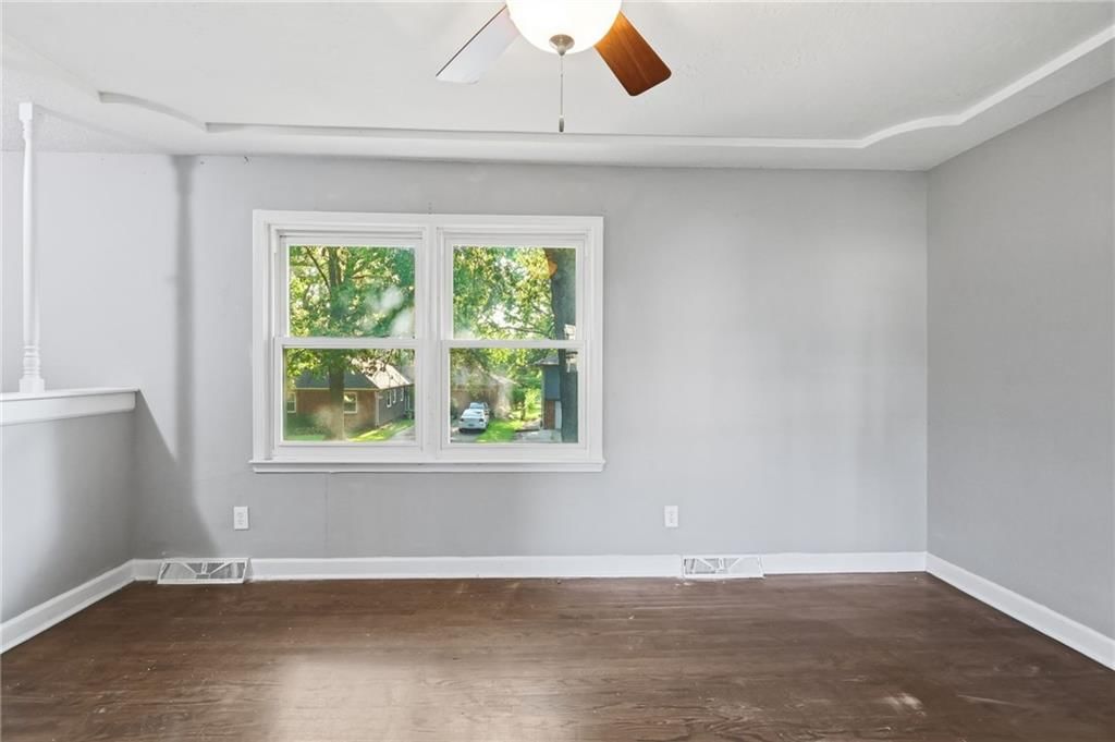 13211 Winchester Avenue — photo 5