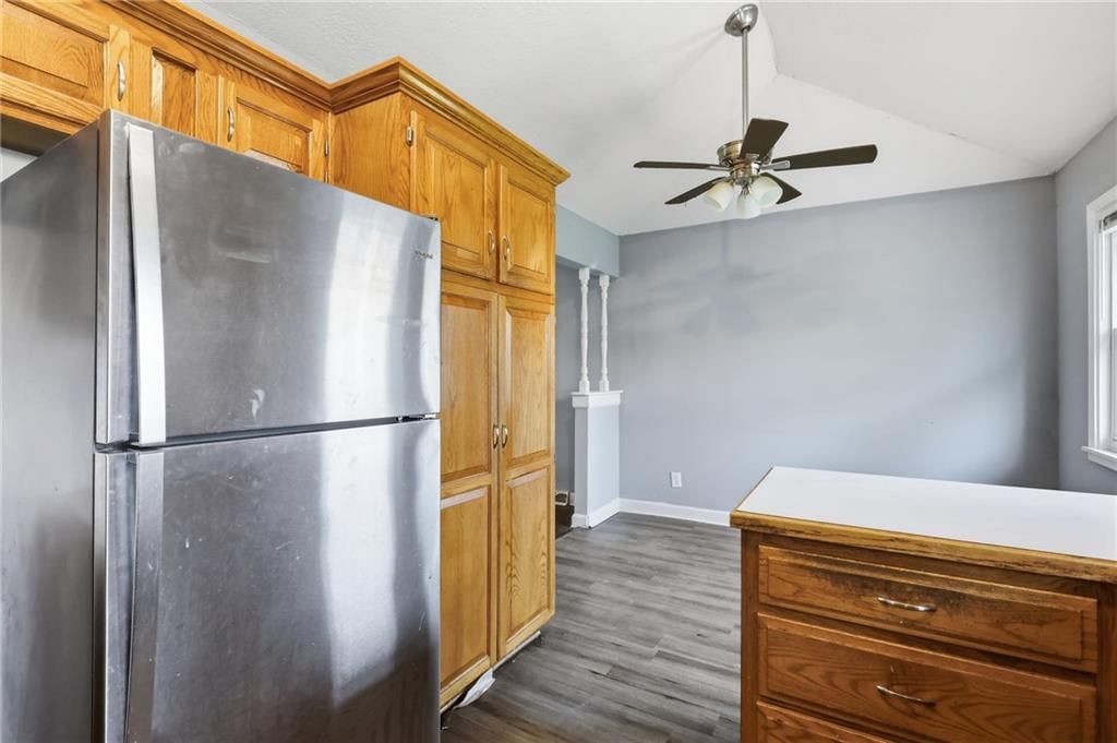 13211 Winchester Avenue — photo 15