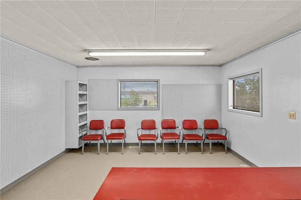 1011 Washingston Street — photo 16