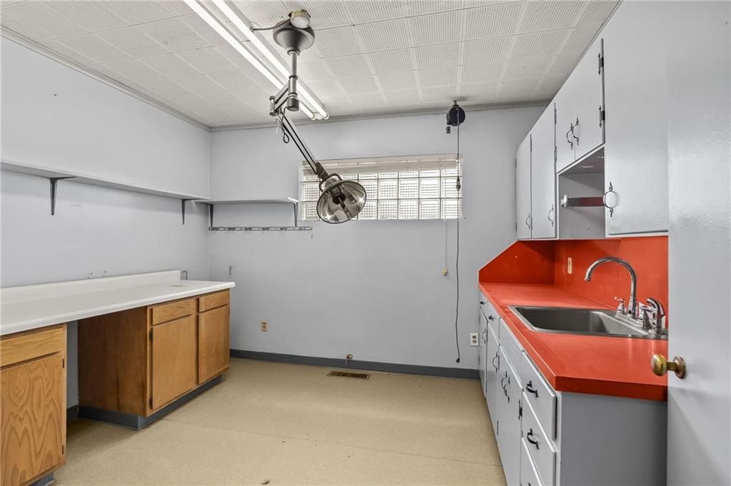 1011 Washingston Street — photo 25