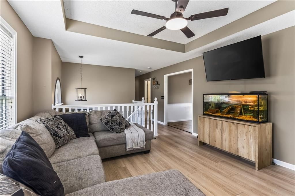303 Crystal Drive — photo 10
