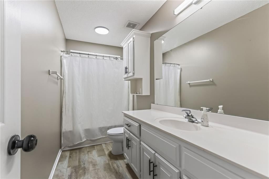 303 Crystal Drive — photo 16