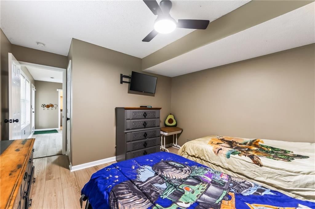 303 Crystal Drive — photo 31