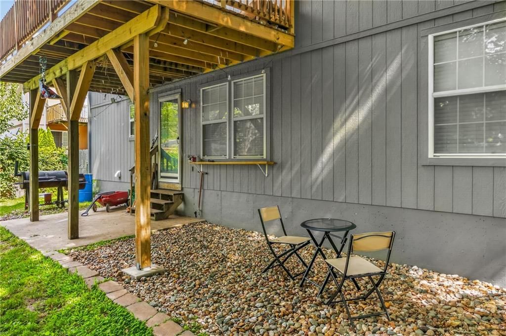 303 Crystal Drive — photo 34