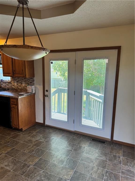 3704 NW Hidden Pointe Drive — photo 6