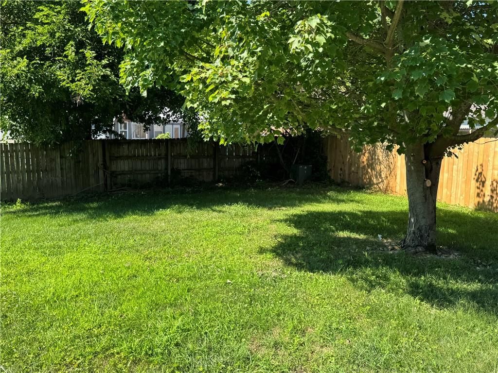 3704 NW Hidden Pointe Drive — photo 9