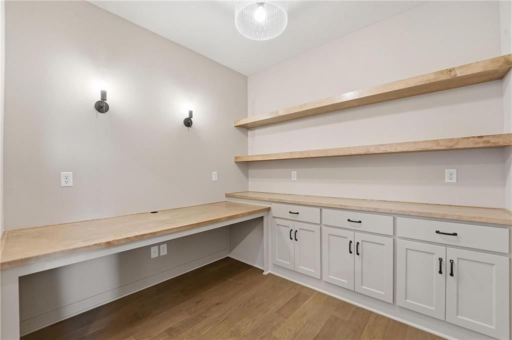10503 N Liberty Street — photo 28