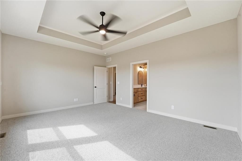 10503 N Liberty Street — photo 31