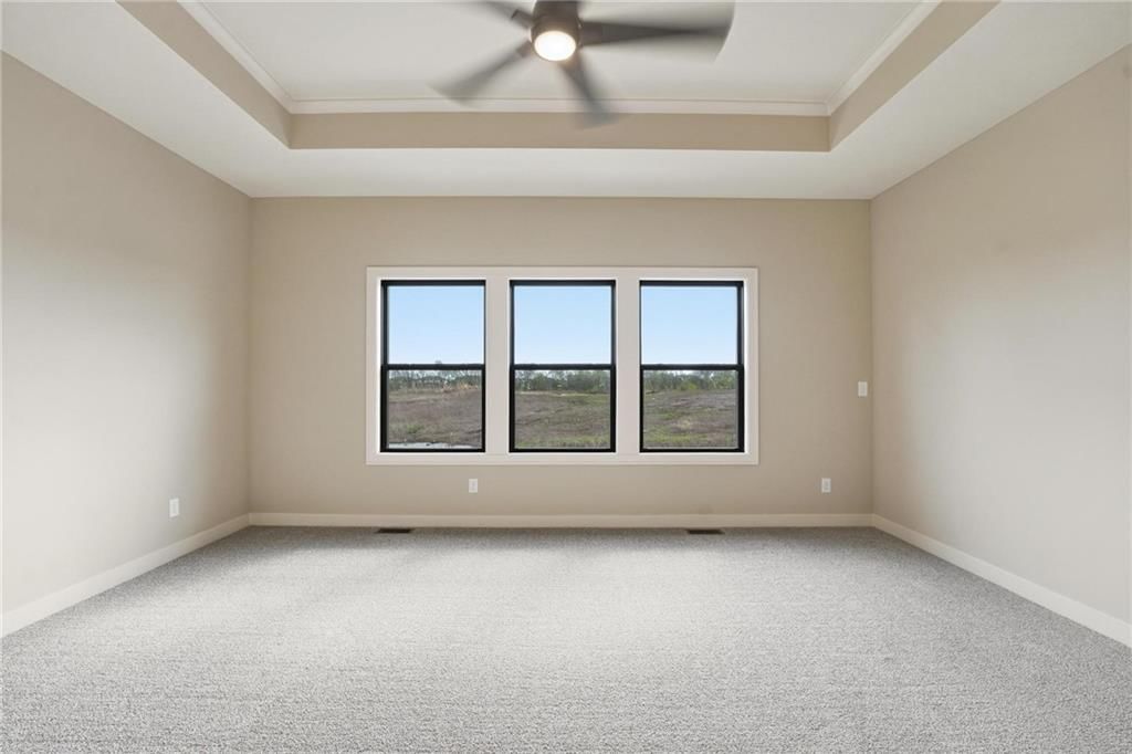 10503 N Liberty Street — photo 32