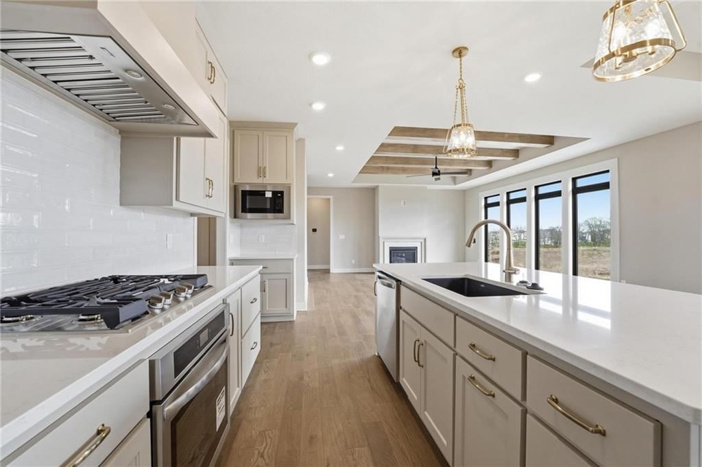 10503 N Liberty Street — photo 48