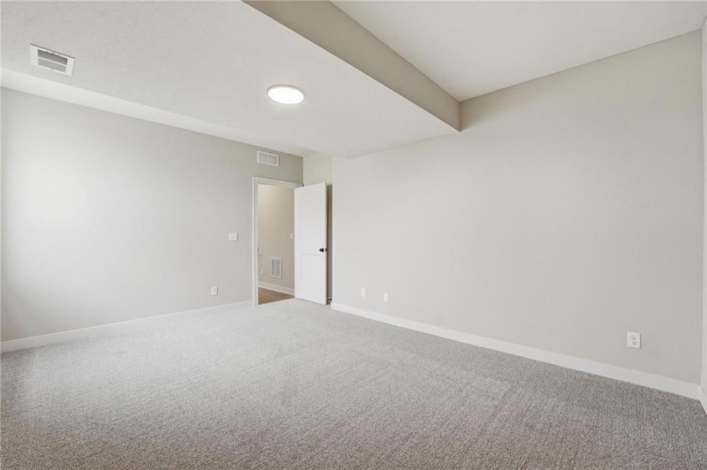 10503 N Liberty Street — photo 57