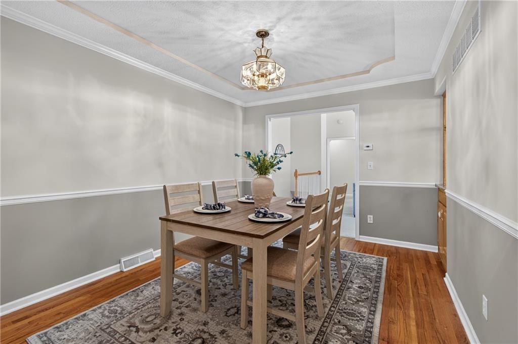 1915 Meadowlark Drive — photo 14