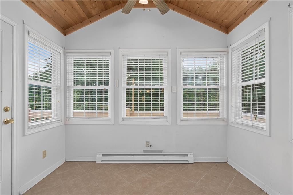 1915 Meadowlark Drive — photo 51
