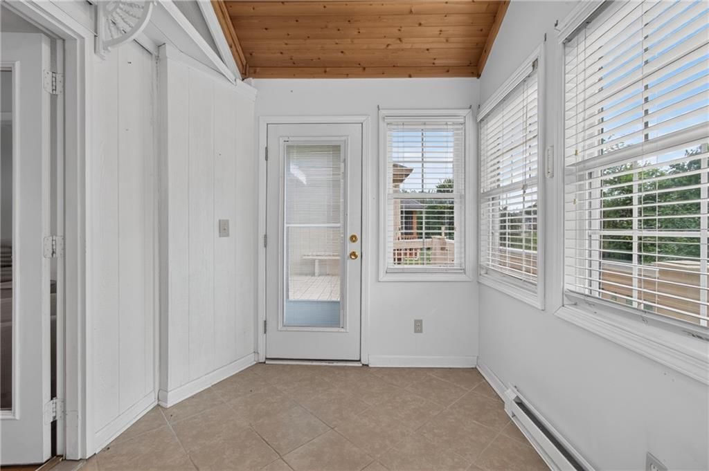 1915 Meadowlark Drive — photo 52
