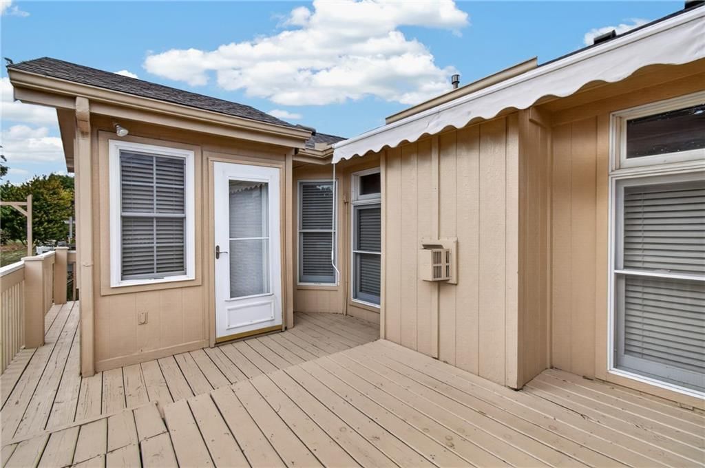 1915 Meadowlark Drive — photo 54