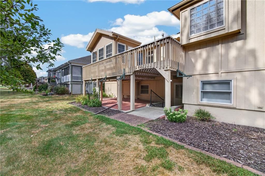 1915 Meadowlark Drive — photo 56