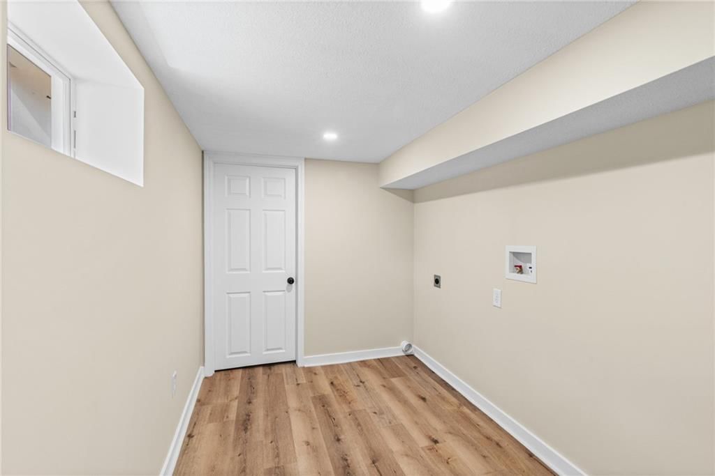 728 E 3rd Street — photo 26