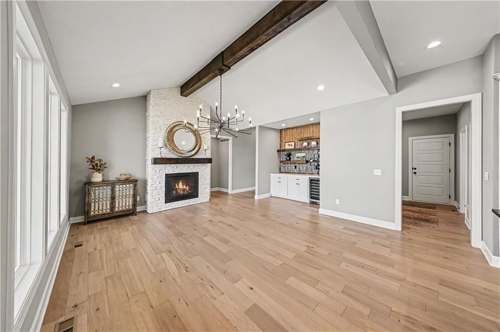 4002 W 158th Terrace — photo 8