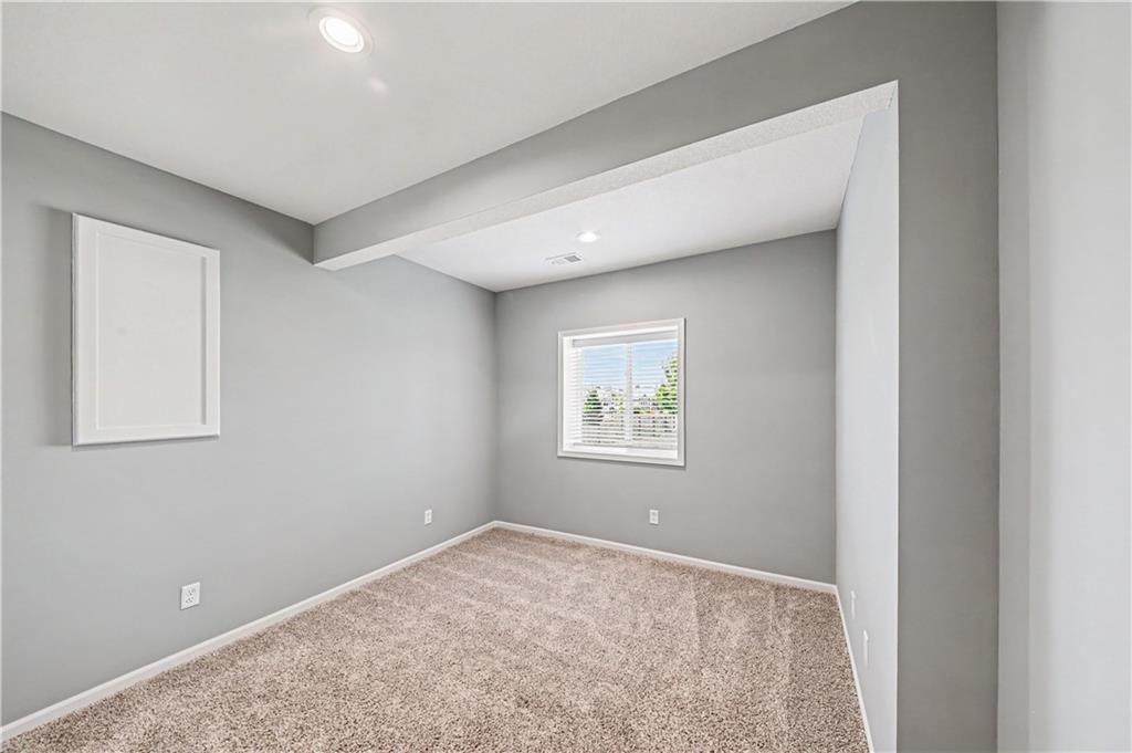 4002 W 158th Terrace — photo 35