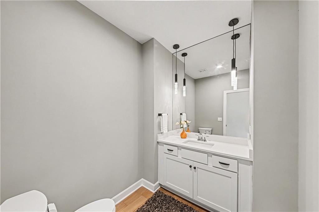 4002 W 158th Terrace — photo 40