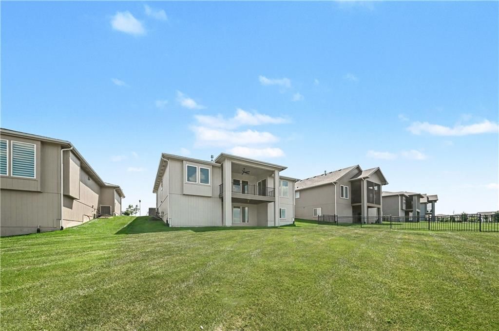 4002 W 158th Terrace — photo 46