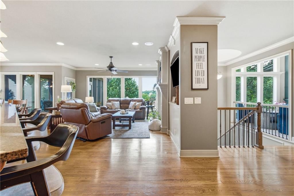 138 S Shore Drive — photo 26