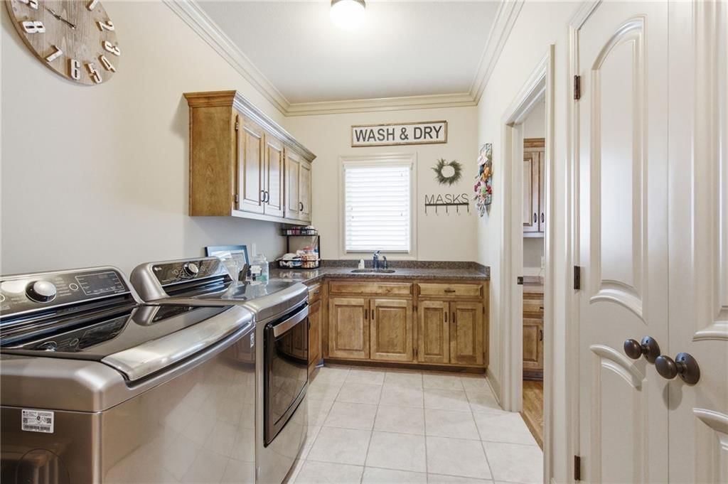 138 S Shore Drive — photo 39